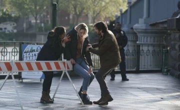 Кадр из сериала Ла-Брея 1 сезон